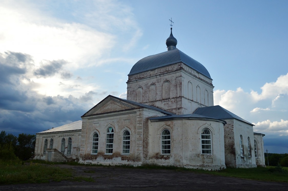 Церковь Космы и Дамиана, Ростоши (Эртильский район, Воронежская область). фасады