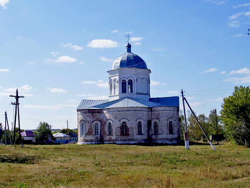 Церковь Рождества Пресвятой Богородицы, Старая Криуша (Петропавловский район, Воронежская область). общий вид в ландшафте