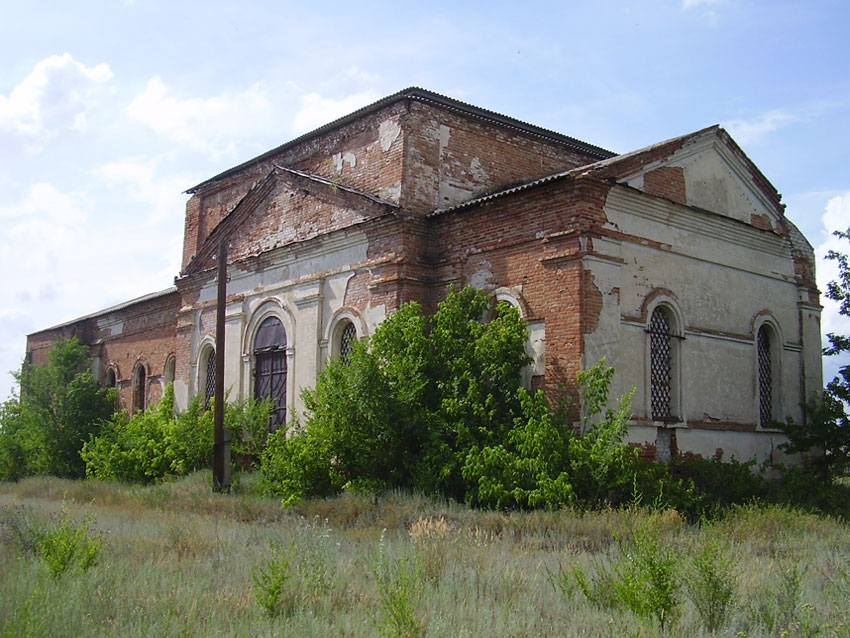 Церковь Троицы Живоначальной, Дедовка (Петропавловский район, Воронежская область). общий вид в ландшафте
