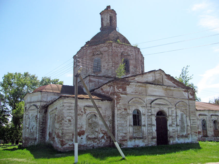 Церковь Собора Пресвятой Богородицы, Старая Меловая (Петропавловский район, Воронежская область). общий вид в ландшафте