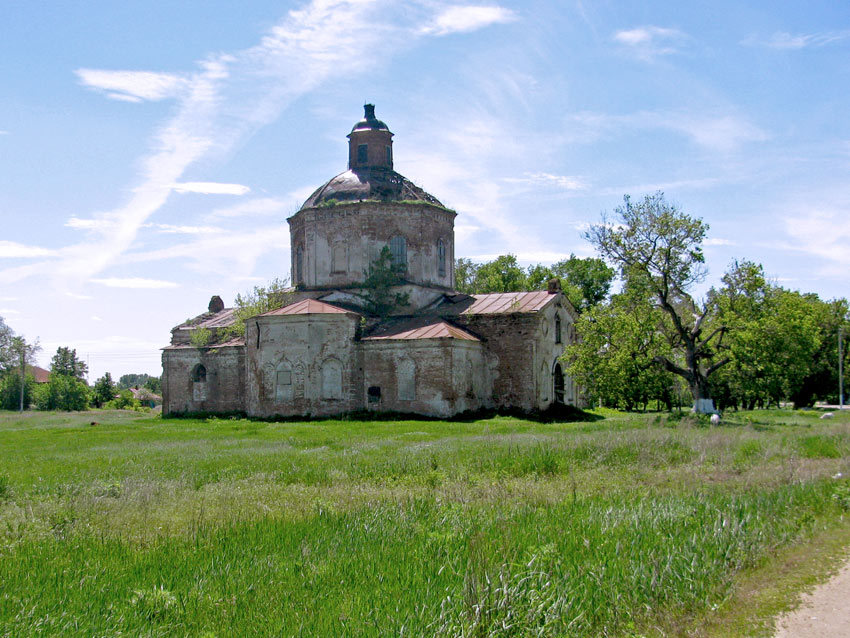 Церковь Михаила Архангела, Старая Меловая (Петропавловский район, Воронежская область). общий вид в ландшафте