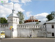 Владимир. Богородице-Рождественский мужской монастырь. Надвратная церковь Иоанна Предтечи