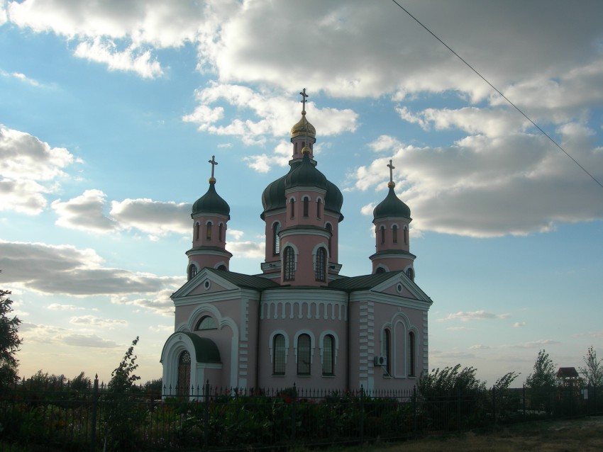 Церковь Георгия Победоносца, Геническая горка (Генический район, Украина, Херсонская область). общий вид в ландшафте