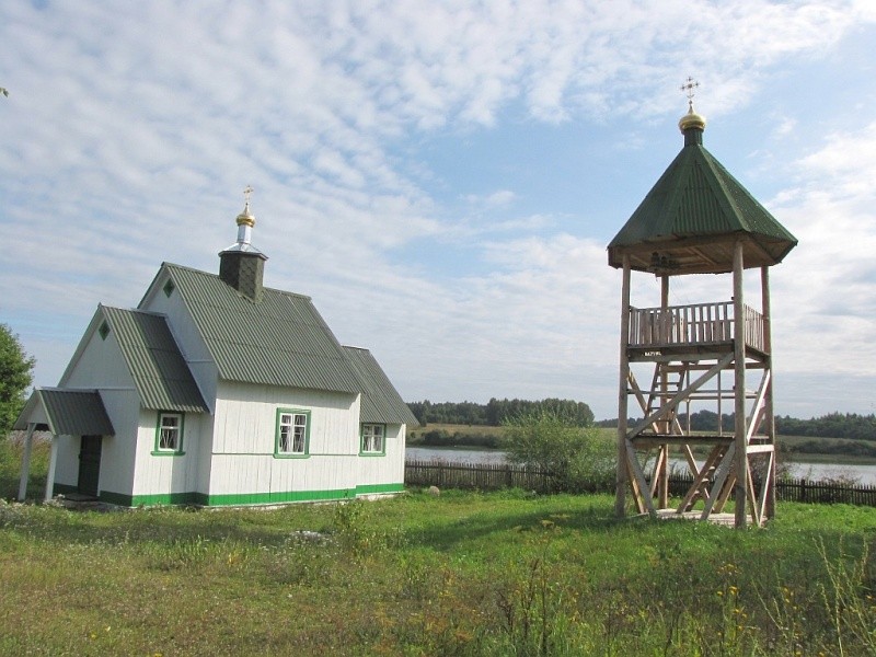 Хлепень. Церковь Спаса Преображения. фасады