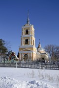 Церковь Трех Святителей - Белоомут - Луховицкий городской округ - Московская область