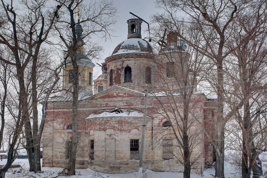 Ловцы. Церковь Воскресения Христова. фасады