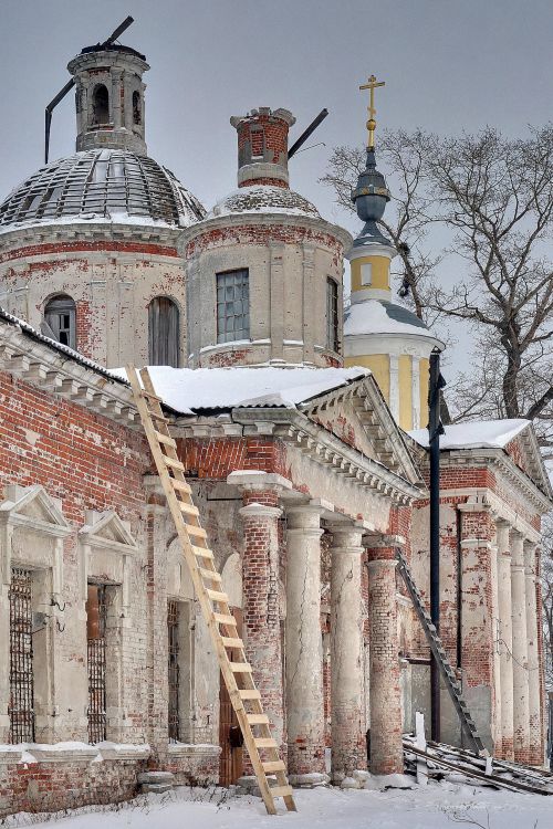 Церковь Воскресения Христова, Ловцы (Луховицкий городской округ, Московская область). архитектурные детали