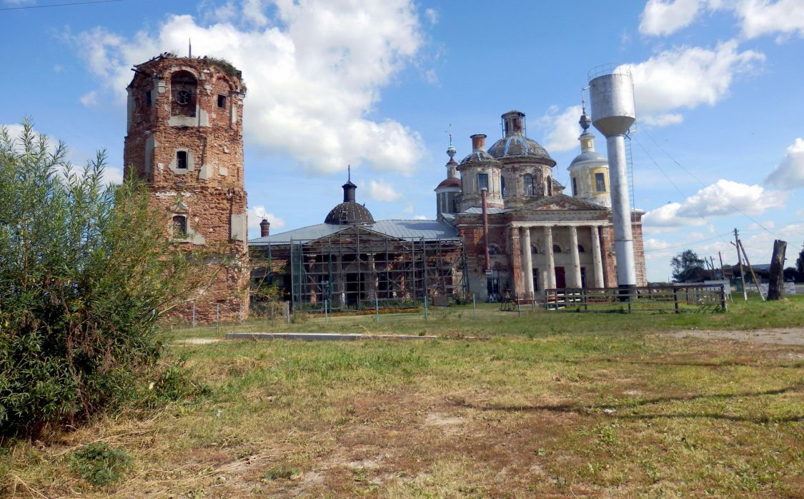 Церковь Воскресения Христова, Ловцы (Луховицкий городской округ, Московская область). фасады