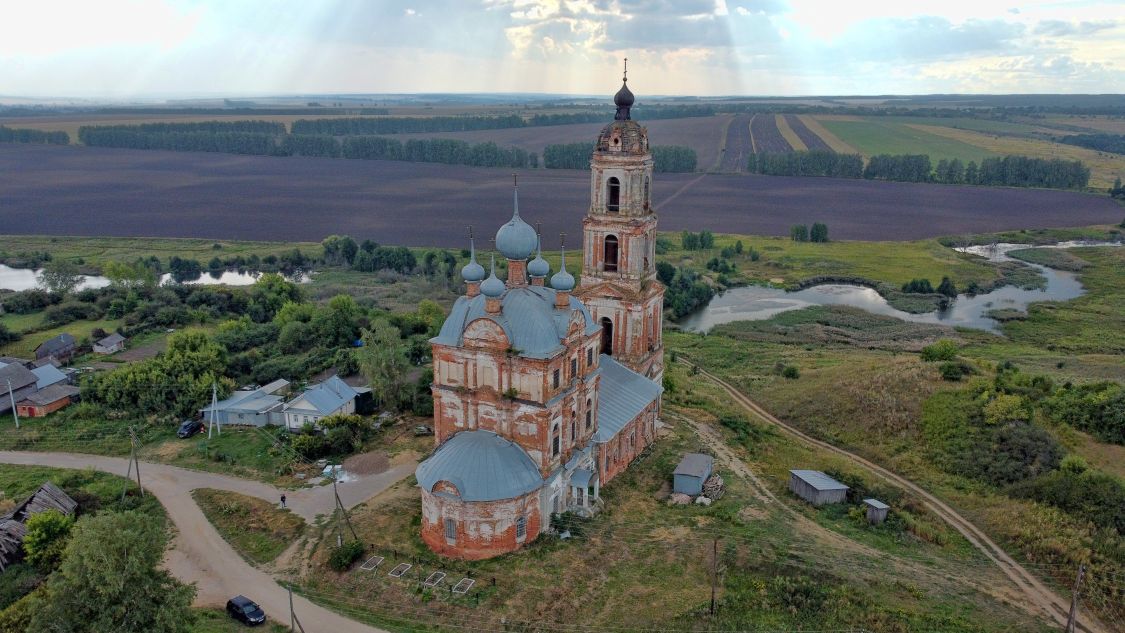 Низовка. Церковь Михаила Архангела. фасады, Вид с северо-востока