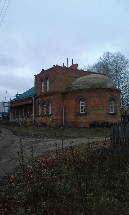 Церковь Серафима Саровского, Яковлевка (Дивеевский район, Нижегородская область). фасады, восстановление храма продолжается