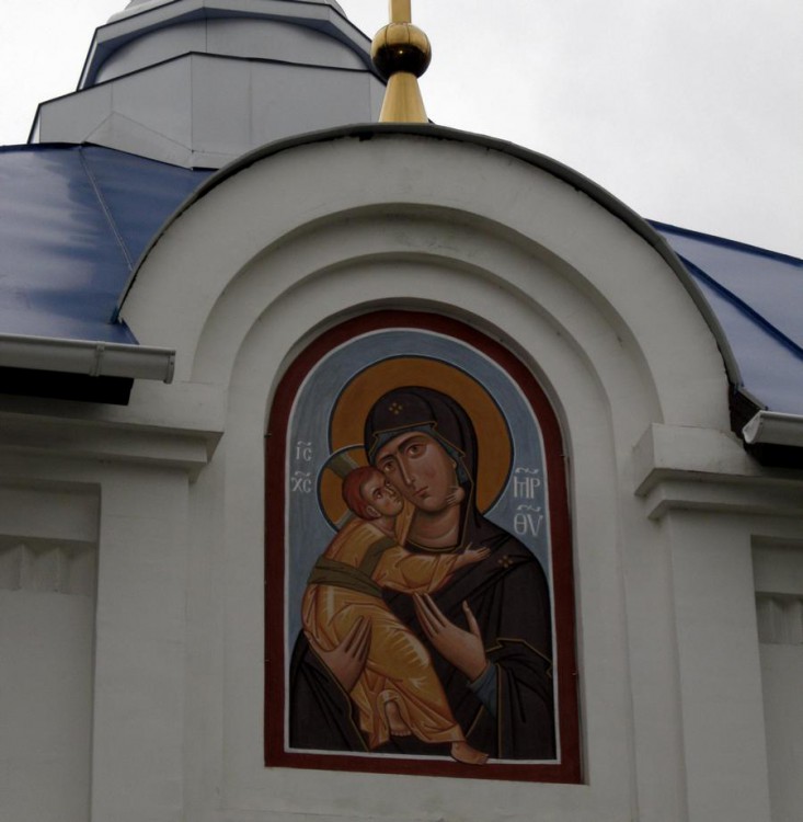 Часовня Владимирской иконы Божией Матери при областной больнице, Владимир (Владимир, город, Владимирская область). архитектурные детали, икона на фасаде часавни