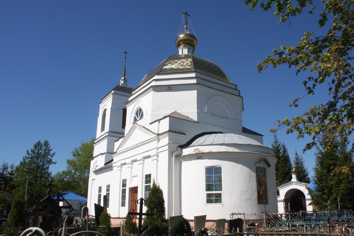 Дорогобуж. Церковь Петра и Павла. фасады