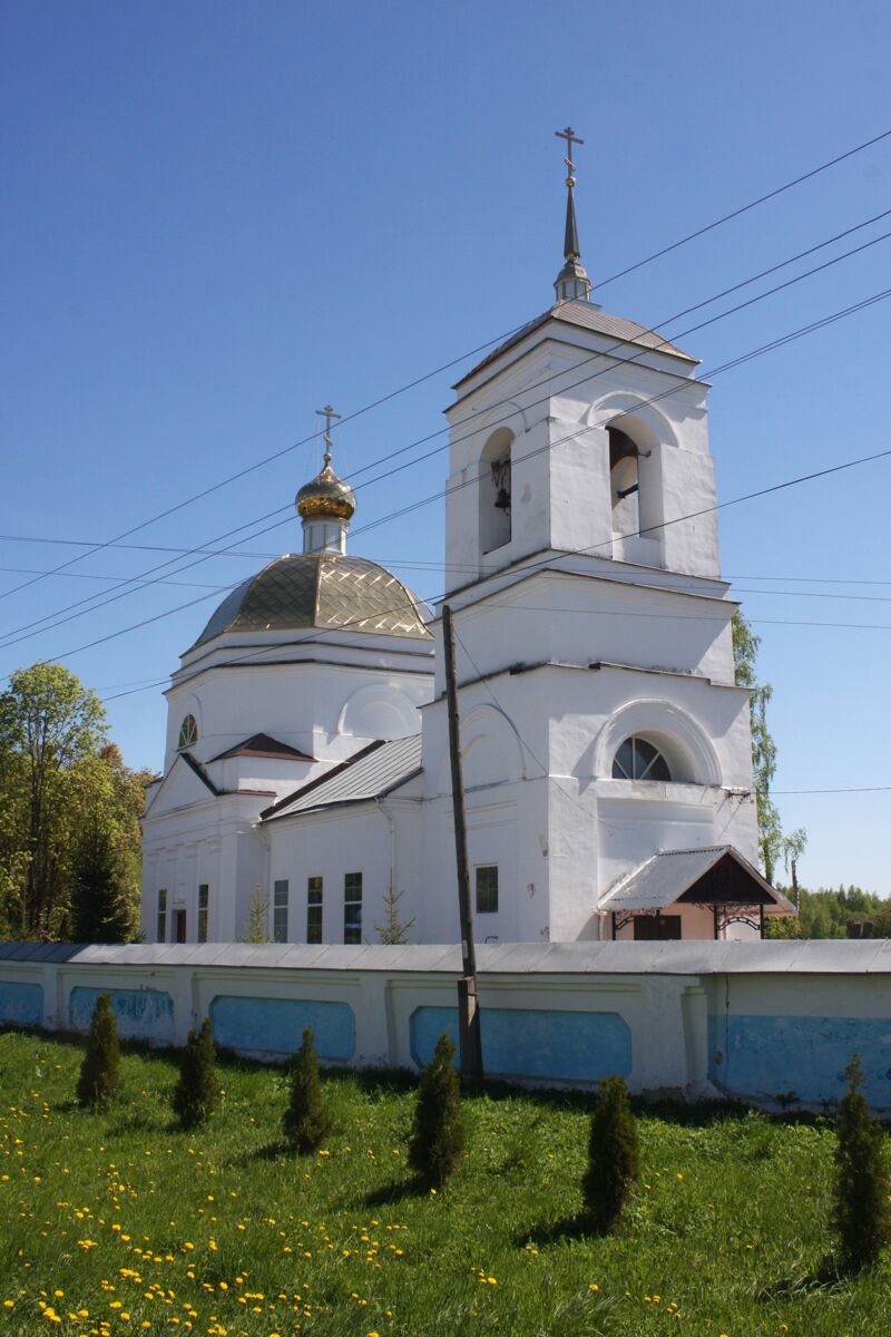 Дорогобуж. Церковь Петра и Павла. фасады