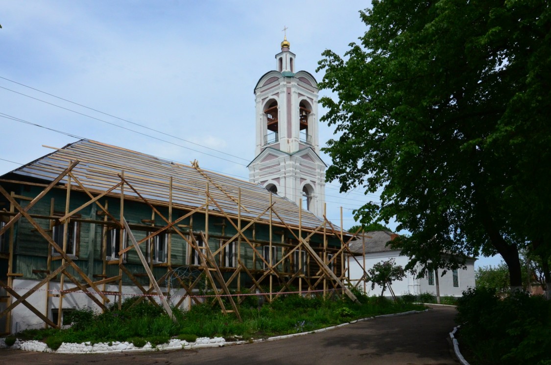 Дорогобуж. Димитриевский женский монастырь. фасады