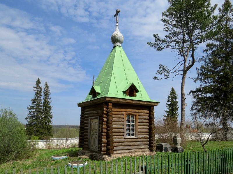 Ножкино. Покровский Авраамиево-Городецкий монастырь. Часовня Воскресения Христова. фасады