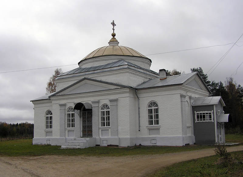 Церковь Димитрия Солунского, Введенское (Чухломский район, Костромская область). фасады