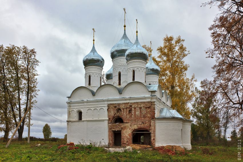 Спасо-Преображенский Геннадиев монастырь. Собор Преображения Господня, Слобода (Любимский район, Ярославская область). фасады