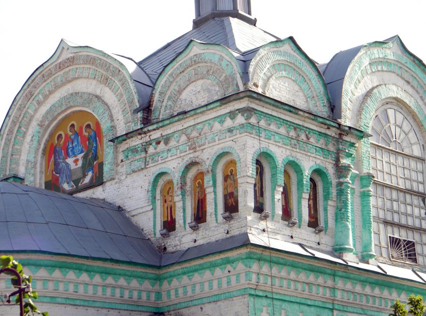 Кафедральный собор Николая Чудотворца, Валуйки (Валуйский район, Белгородская область). архитектурные детали