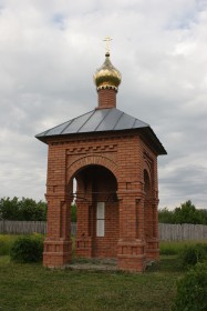 Янево. Неизвестная часовня-памятник павшим в Великой Отечественной войне