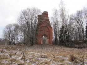 Вараксино. Колокольня церкви Казанской иконы Божией Матери села Некрасово (новой)