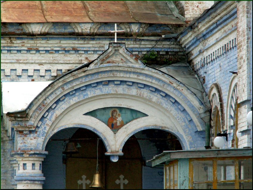 Церковь Петра и Павла, Погромец (Волоконовский район, Белгородская область). архитектурные детали