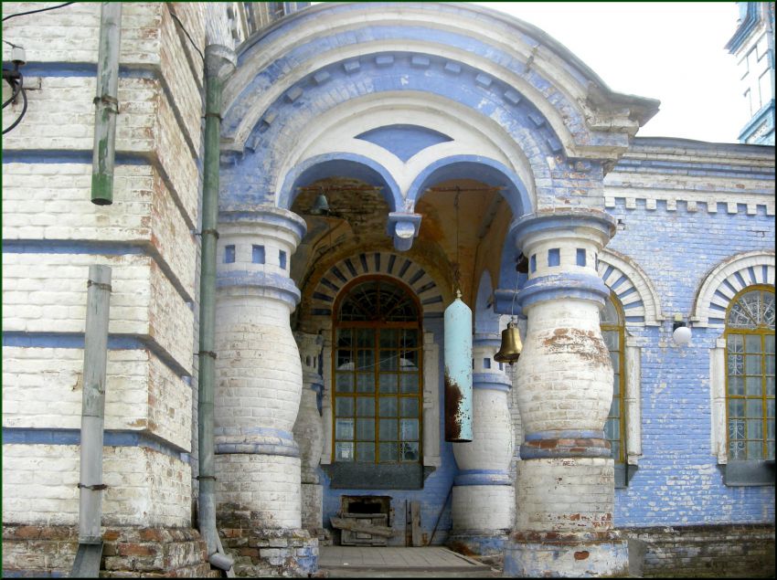 Церковь Петра и Павла, Погромец (Волоконовский район, Белгородская область). архитектурные детали