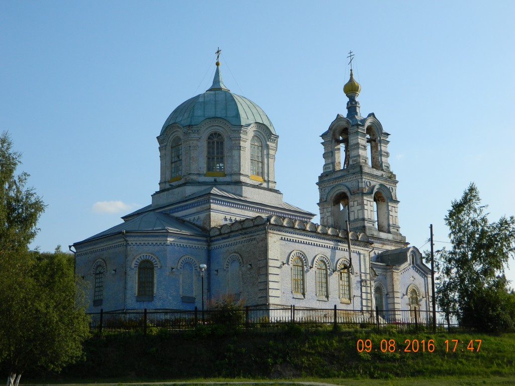 Погромец. Церковь Петра и Павла. фасады