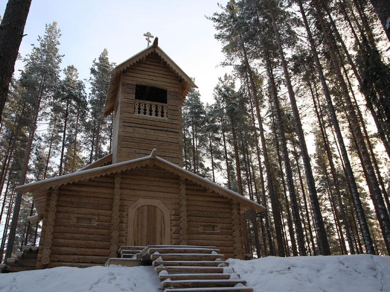 Сяпся. Часовня Василия Великого. фасады, Главный фасад.