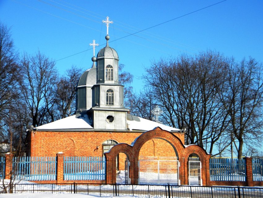 Ивановская Лисица. Церковь Иоанна Предтечи. общий вид в ландшафте