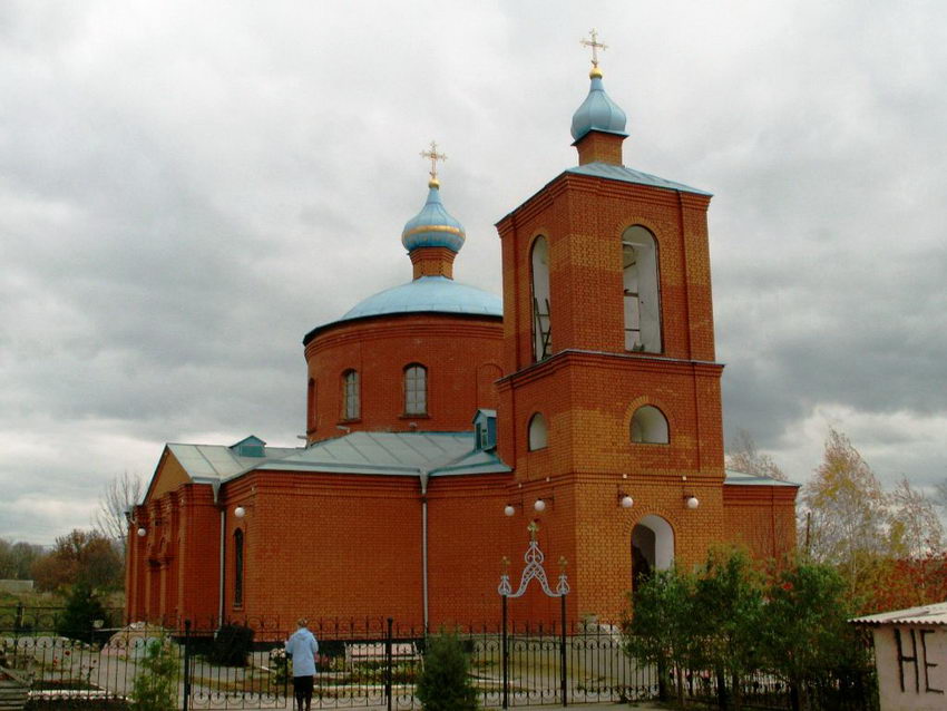 Церковь Успения Пресвятой Богородицы, Успенка (Губкин, город, Белгородская область). общий вид в ландшафте