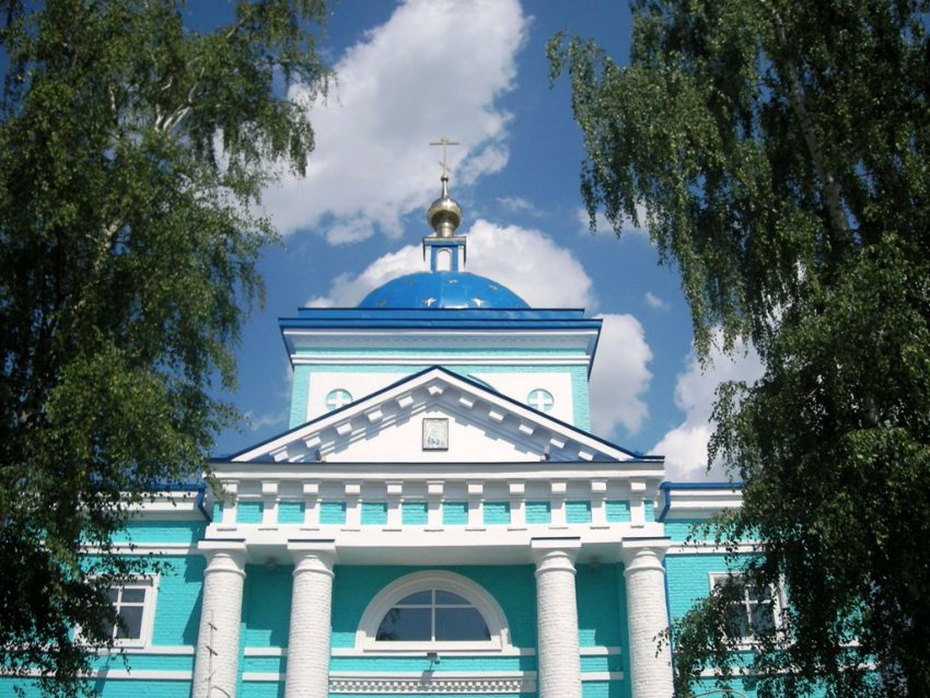 Церковь Владимирской иконы Божией Матери, Уколово (Губкин, город, Белгородская область). архитектурные детали