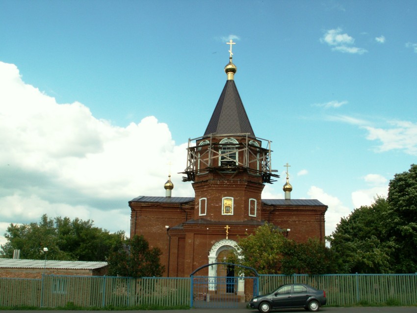 Теплый Колодезь. Церковь Михаила Архангела. фасады