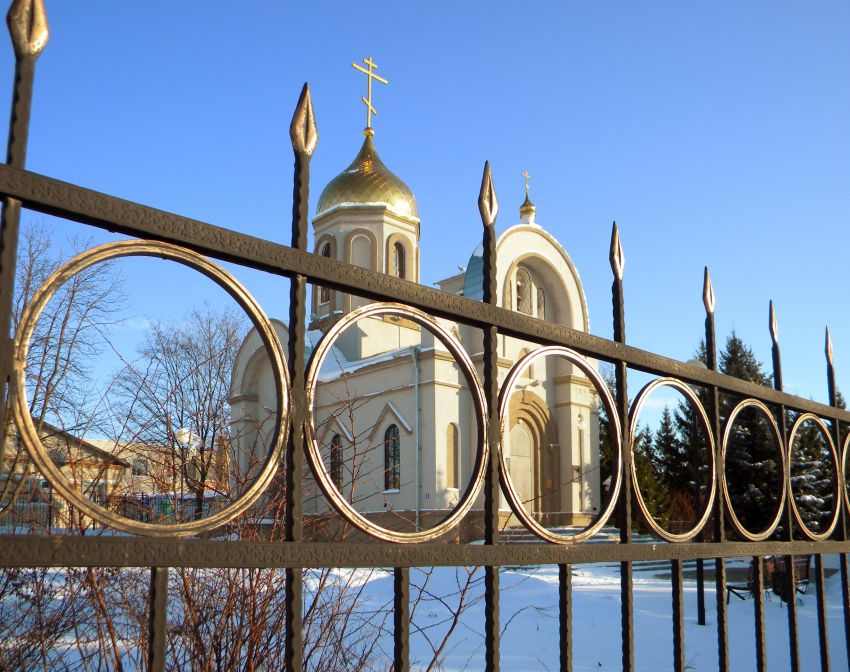 Церковь Успения Пресвятой Богородицы, Верхопенье (Ивнянский район, Белгородская область). фасады