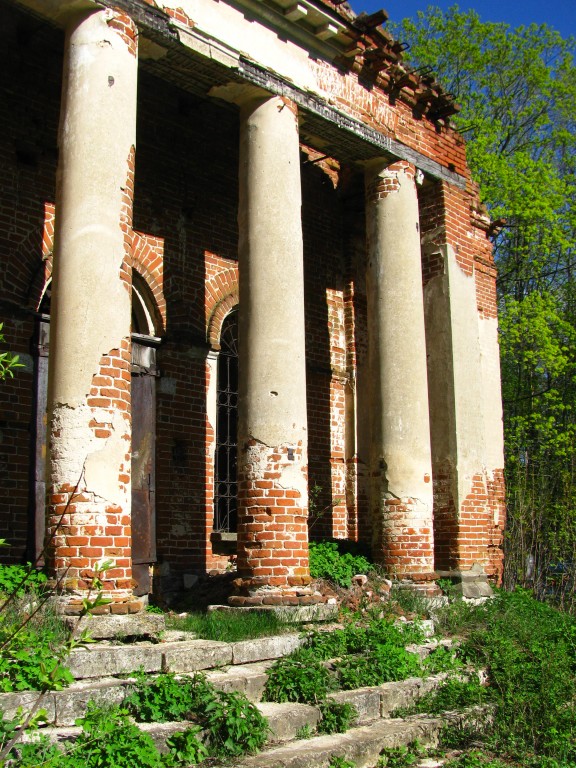 Церковь Рождества Христова, Круглое (Липецкий район, Липецкая область). архитектурные детали