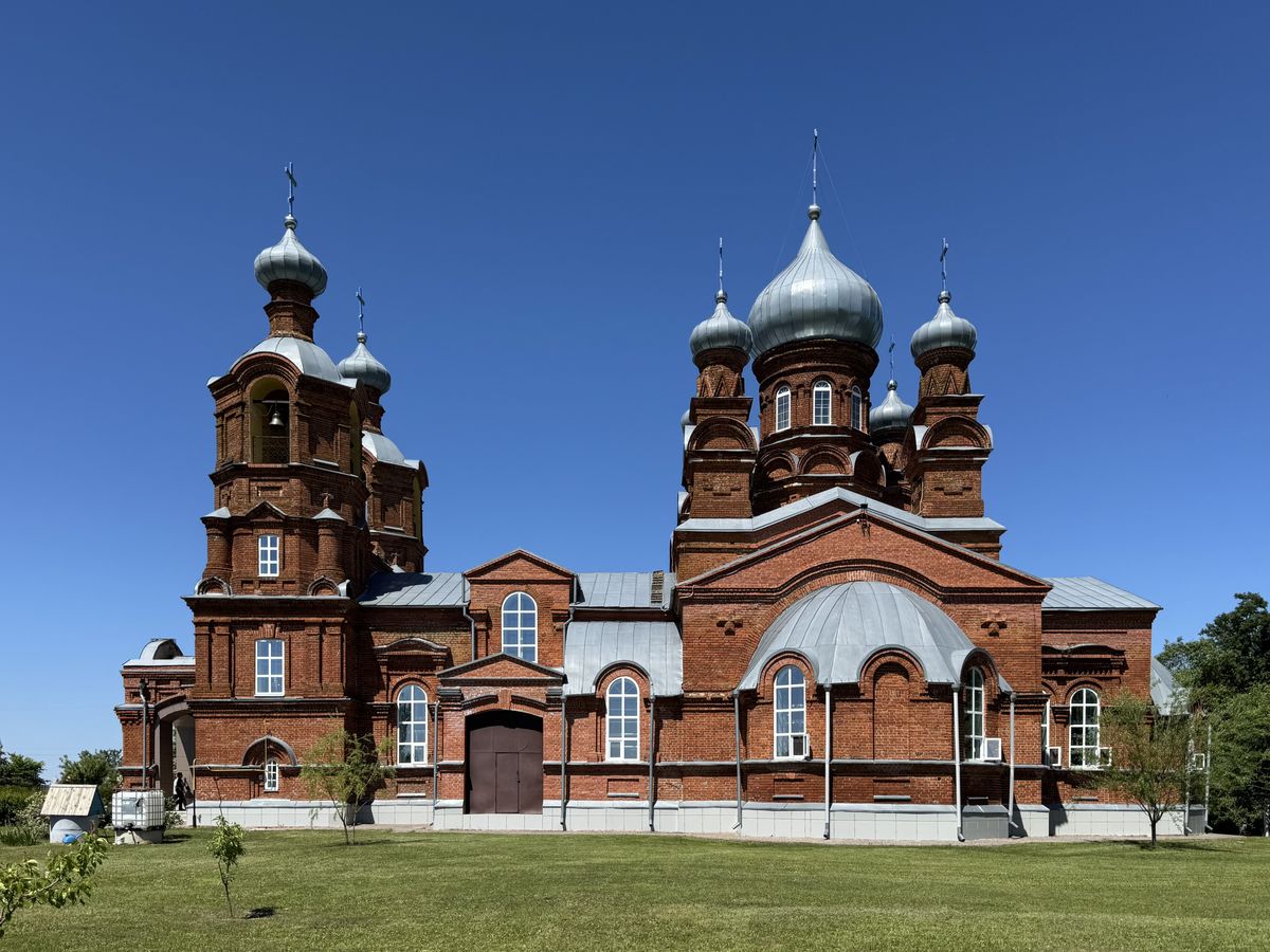 Южный фасад, фасады. Церковь Покрова Пресвятой Богородицы, Черкасское (Колышлейский район, Пензенская область)