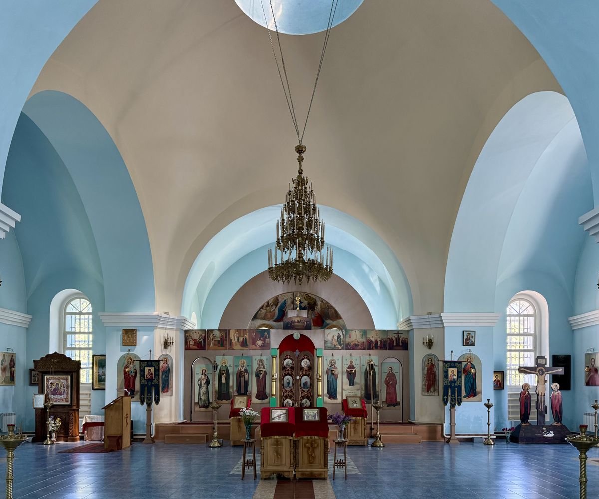 Интерьер главного объёма, интерьер и убранство. Церковь Покрова Пресвятой Богородицы, Черкасское (Колышлейский район, Пензенская область)