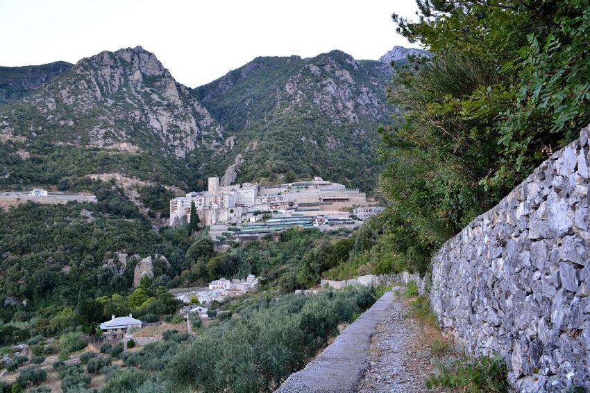 Монастырь Святого Павла, Афон (Ἀθως) (Айон-Орос (Άγιον Όρος), Греция). дополнительная информация, Начало тропы к скиту Святой Анны