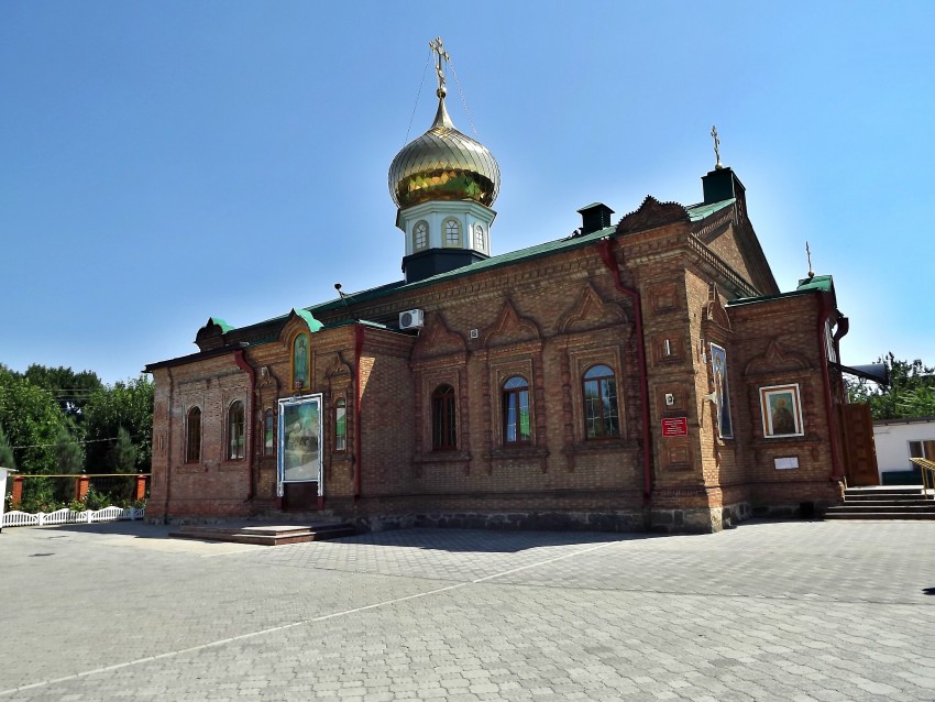 Кафедральный собор Рождества Христова, Бердянск (Бердянский район, Украина, Запорожская область). фасады
