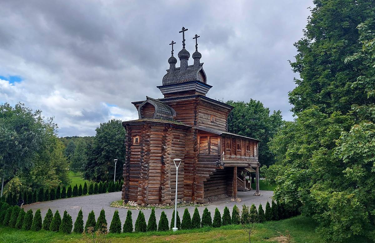 фасады. Музей деревянного зодчества в Коломенском. Церковь Георгия Победоносца из Рождественского (Среднего на Ёрге) погоста, Нагатинский затон (Южный административный округ (ЮАО), г. Москва)