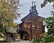 Музей деревянного зодчества в Коломенском. Церковь Георгия Победоносца из Рождественского (Среднего на Ёрге) погоста - Нагатинский затон - Южный административный округ (ЮАО) - г. Москва