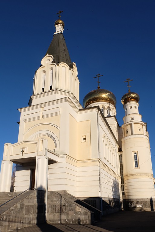 Кафедральный собор Георгия Победоносца, Владикавказ (Владикавказ, город, Республика Северная Осетия-Алания). фасады