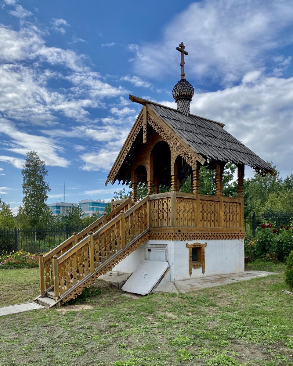 Новосибирск. Церковь Благовещения Пресвятой Богородицы. дополнительная информация, Звонница 