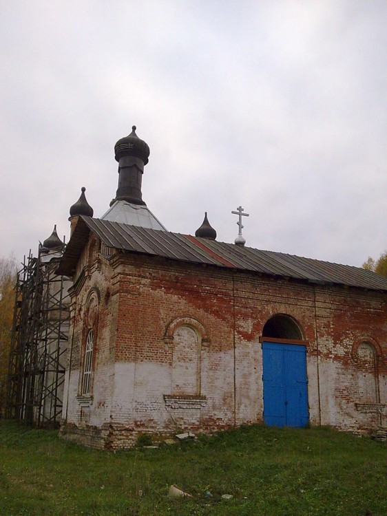 Полозово. Церковь Владимира равноапостольного. фасады, Вид с западной стороны-центральный вход