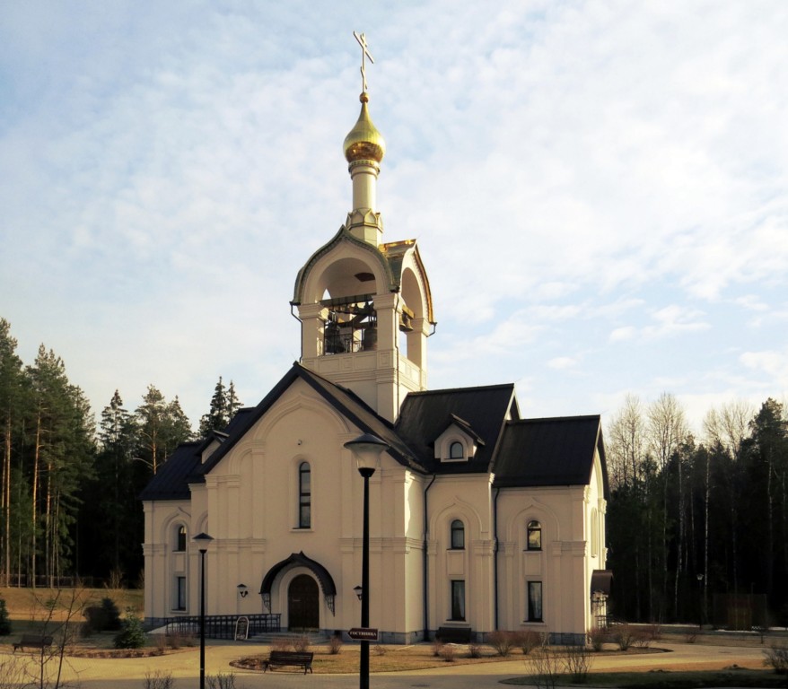 Катынь. Церковь Воскресения Христова. фасады, Катынь. Колокольня Церкви Воскресения Христова.