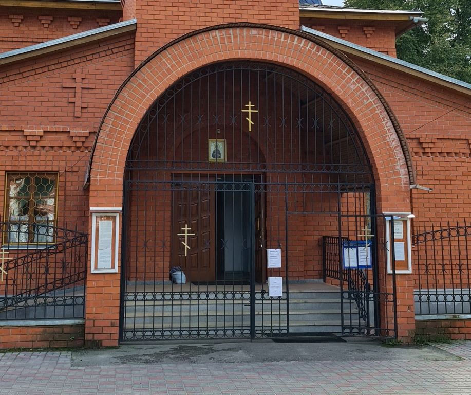 Церковь Пантелеимона Целителя, Городищи (Петушинский район, Владимирская область). архитектурные детали, Крыльцо западного входа