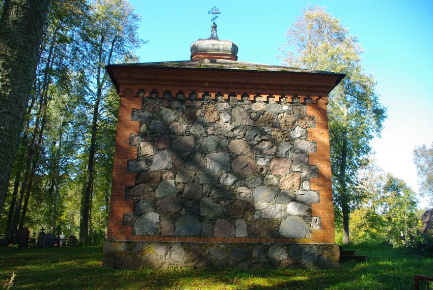 Церковь Георгия Победоносца, Янюциемс (Фабианово) (Аугшдаугавский край, Латвия). фасады