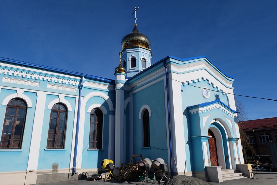 Владикавказ. Церковь Рождества Пресвятой Богородицы. архитектурные детали