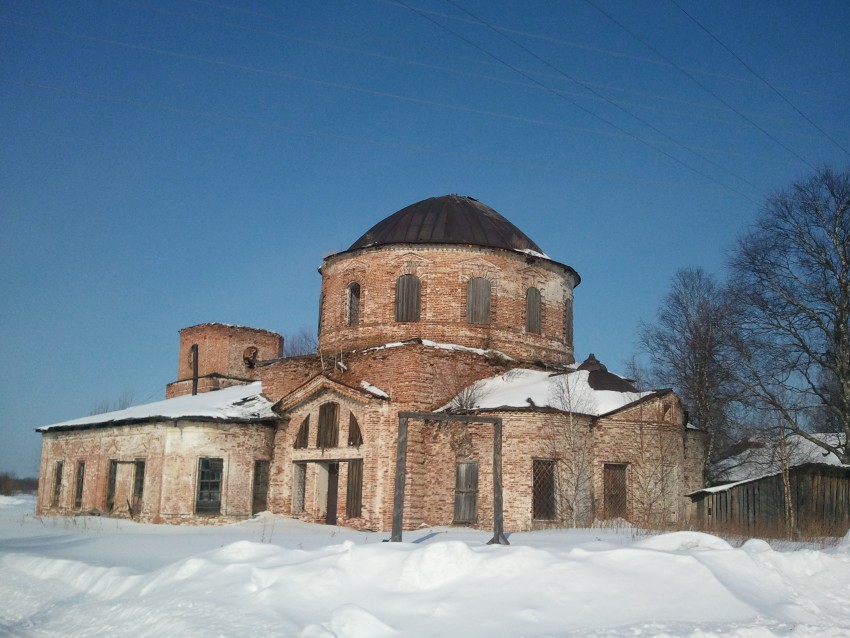 Выставка (Пачеозерский с/с). Церковь Михаила Архангела. фасады