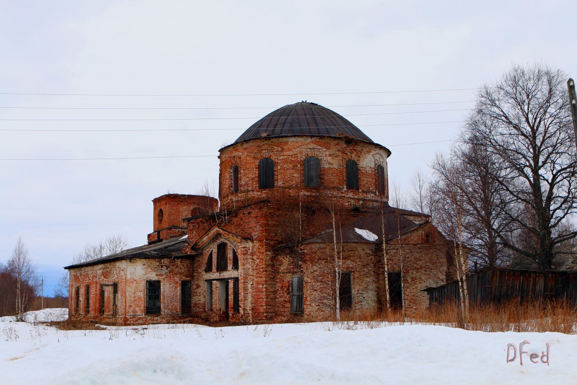 Выставка (Пачеозерский с/с). Церковь Михаила Архангела. фасады