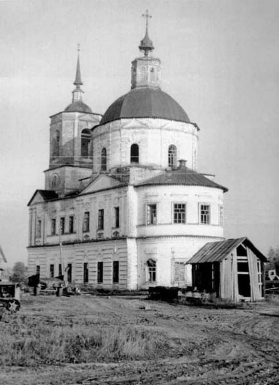 Церковь Рождества Христова, Вешкурье (Котласский район и г. Котлас, Архангельская область). архивная фотография, фото с http://kotlaslib.aonb.ru/rai-pam-weshkurje-cerkov-hristo-rojd.html